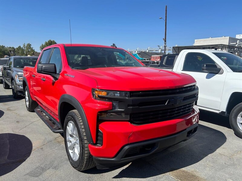 Used 2020 Chevrolet Silverado 1500 Custom w/ Custom Value Package AWD/4WD image 5