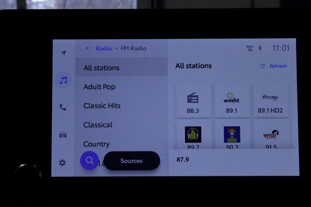 Used 2024 Toyota Prius XLE image 30
