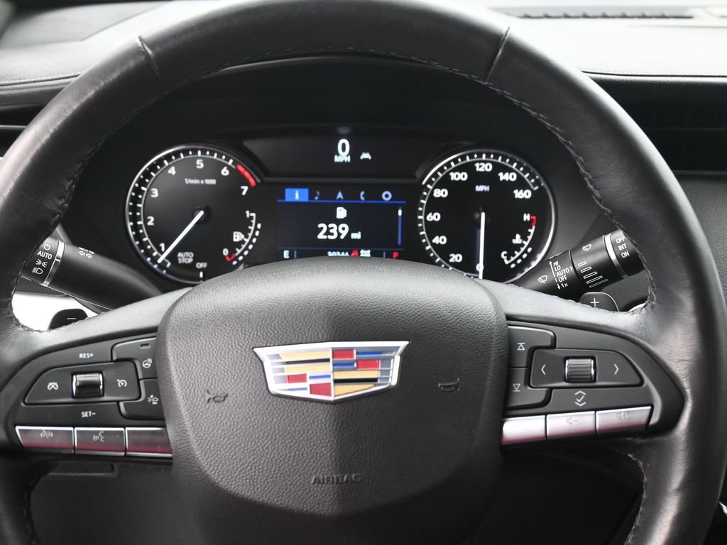 Certified 2023 Cadillac XT4 Premium Luxury w/ Cold Weather Package AWD/4WD image 9