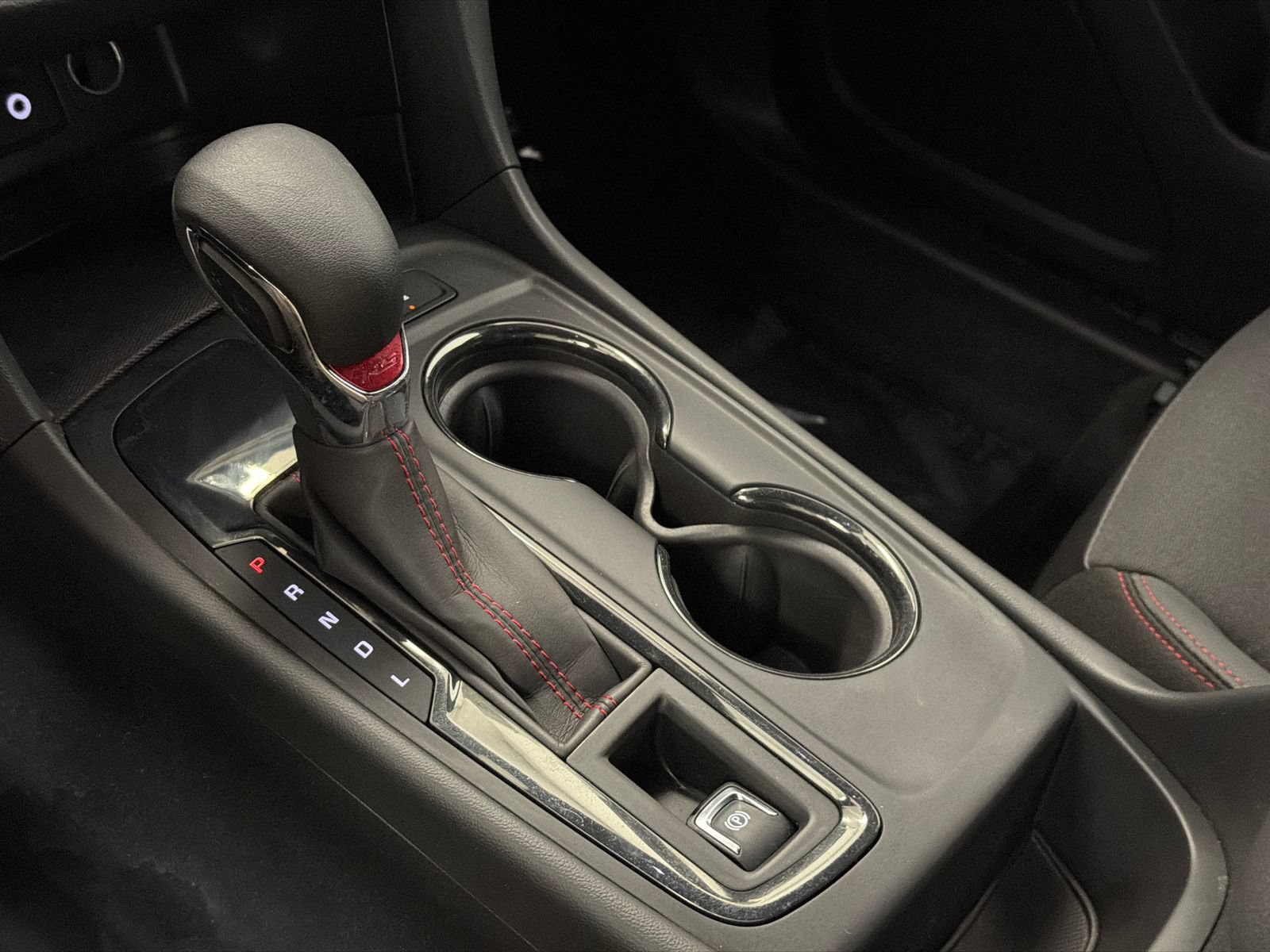 Used 2023 Chevrolet Equinox RS FWD image 30