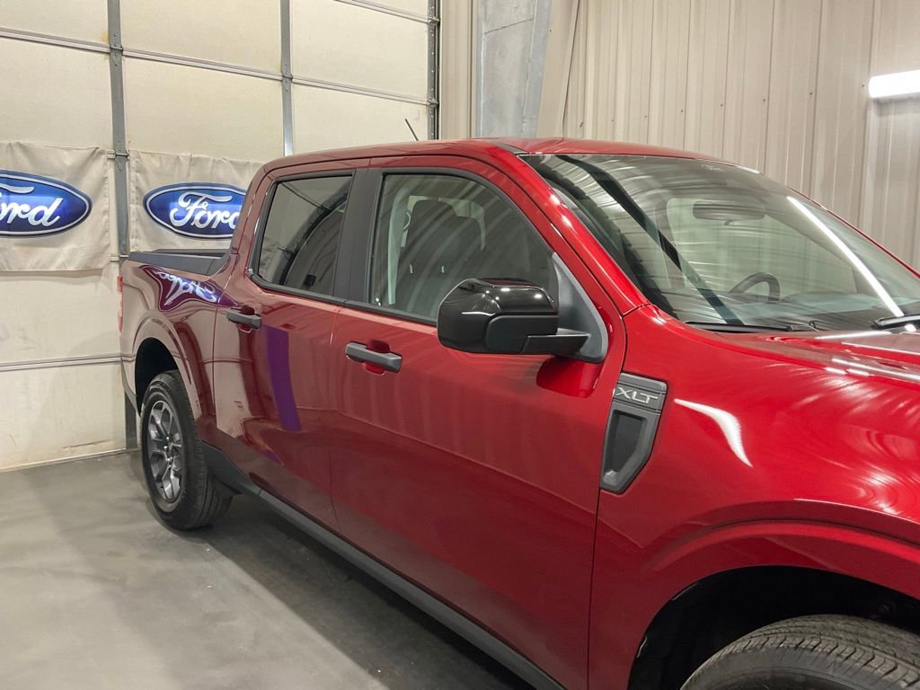 Used 2026 Ford Maverick XLT w/ XLT Luxury Package AWD/4WD image 4