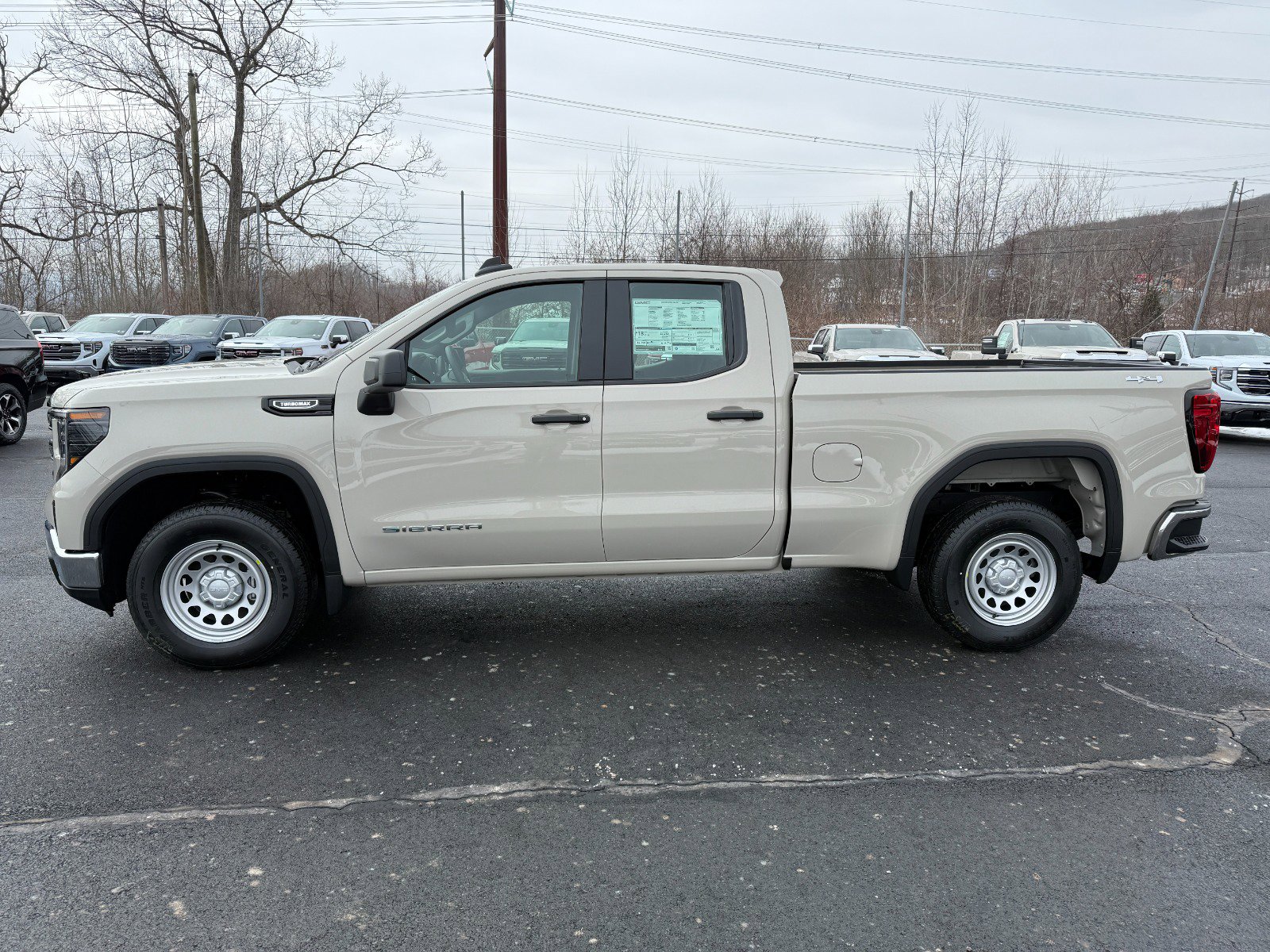 New 2026 GMC Sierra 1500 Pro image 2