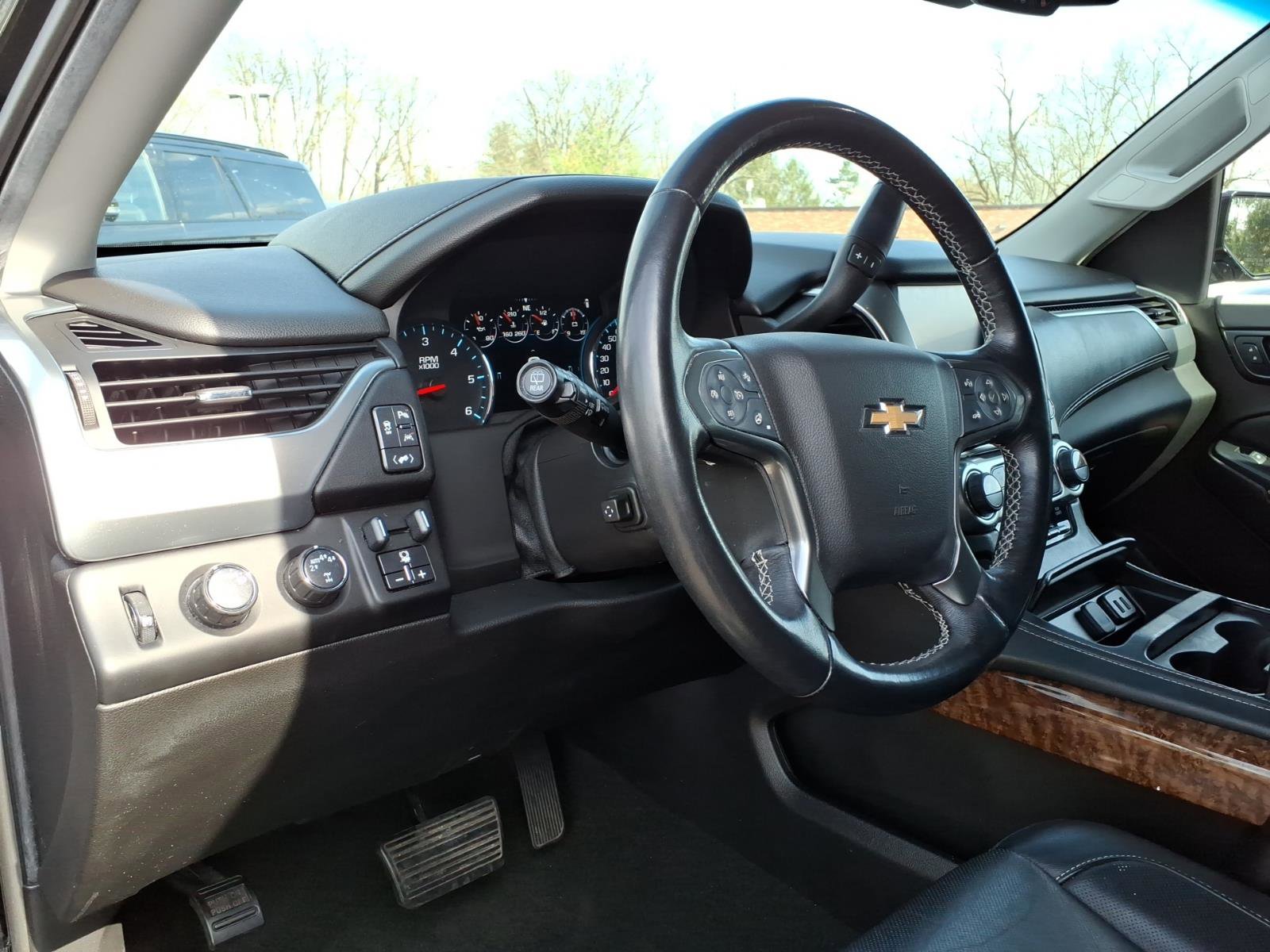 Used 2017 Chevrolet Tahoe Premier AWD/4WD image 14