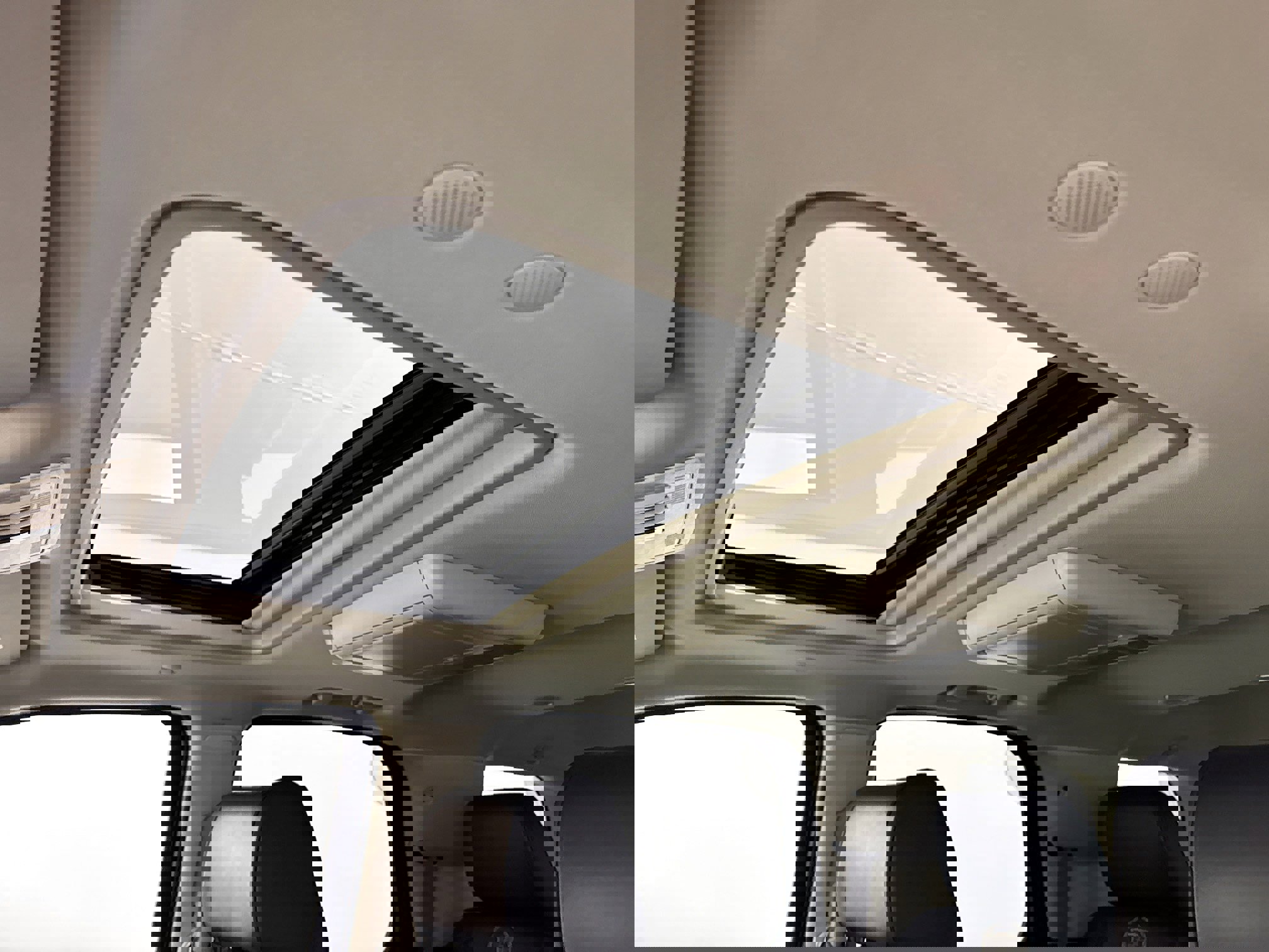 Used 2014 Cadillac Escalade Platinum image 19