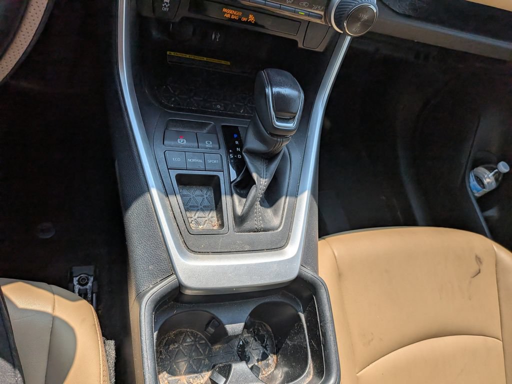 Used 2019 Toyota RAV4 XLE Premium w/ Advanced Technology Package FWD image 20