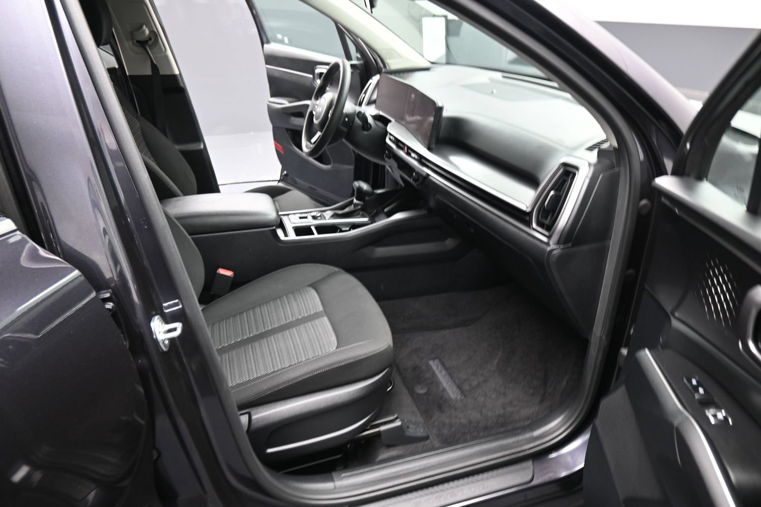 Used 2025 Kia Sorento LX FWD image 20