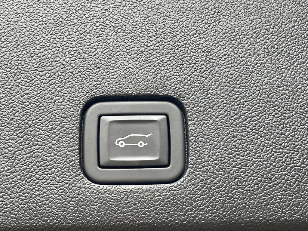 Certified 2024 Cadillac XT6 Sport AWD/4WD image 29
