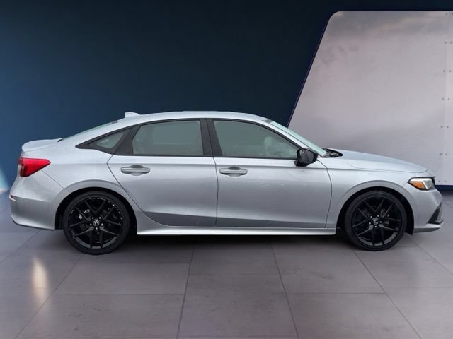 Used 2023 Honda Civic Sport image 6