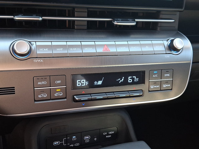 New 2027 Hyundai Kona SEL Sport AWD/4WD image 13
