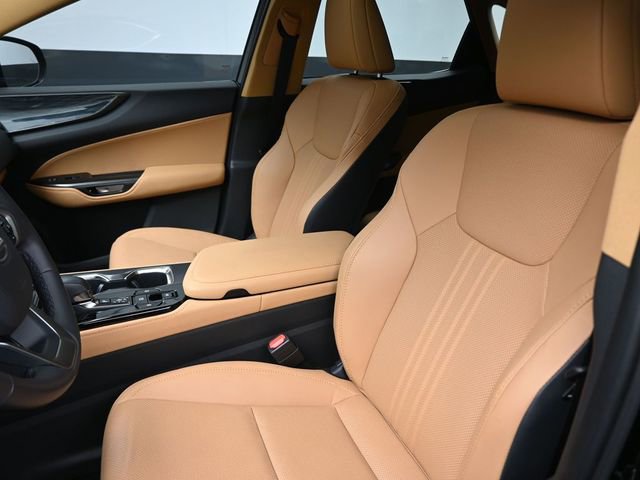 Used 2025 Lexus NX 250 FWD w/ Towing Package (2000 Lbs) image 33