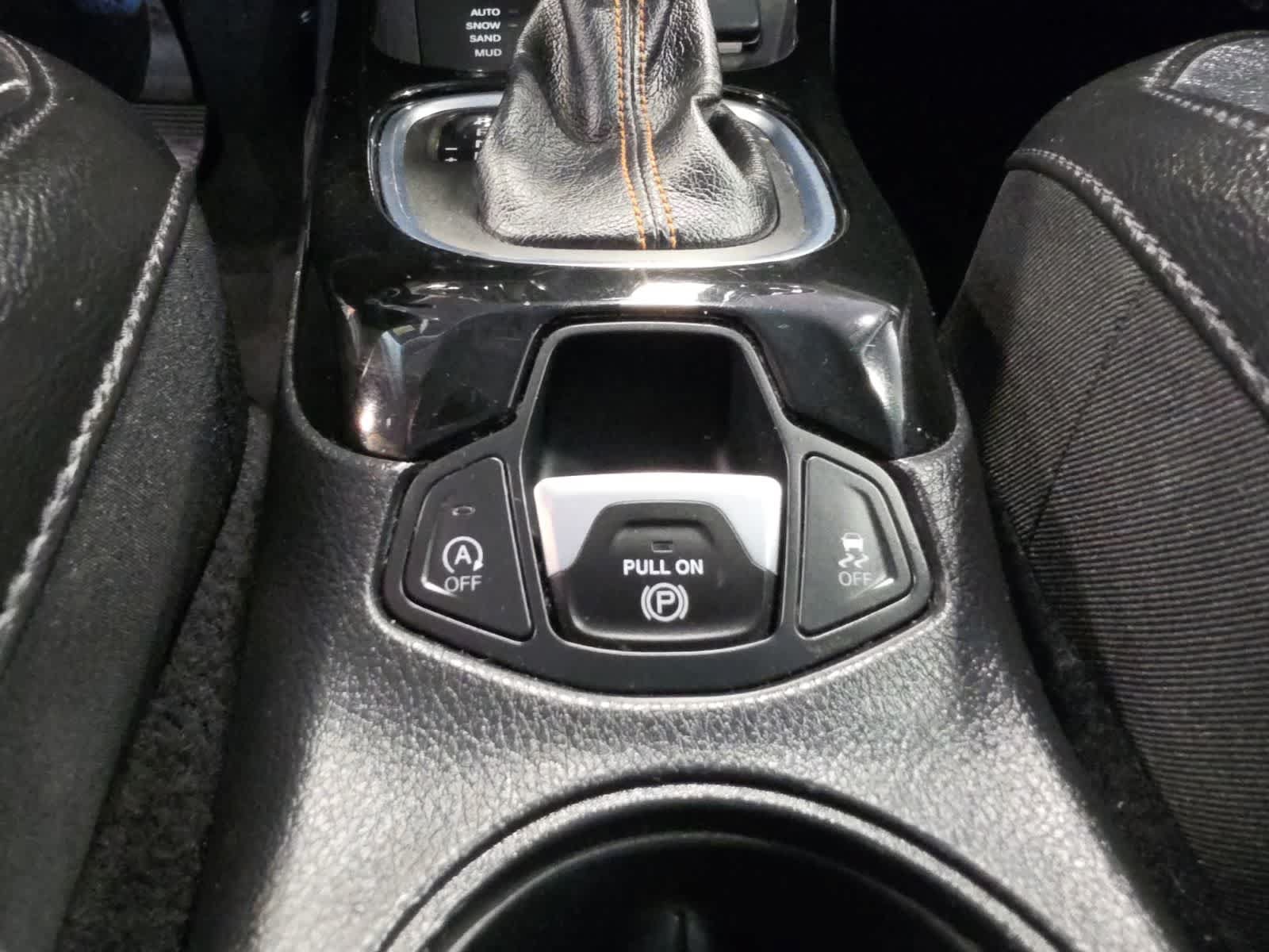Used 2019 Jeep Compass Limited AWD/4WD image 19