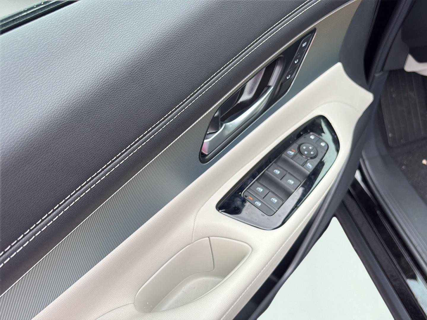 New 2026 Nissan Murano SL AWD/4WD image 13