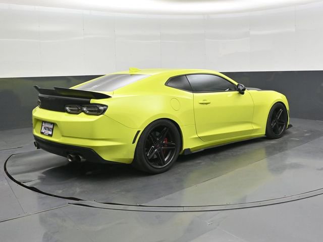 Used 2019 Chevrolet Camaro SS image 3