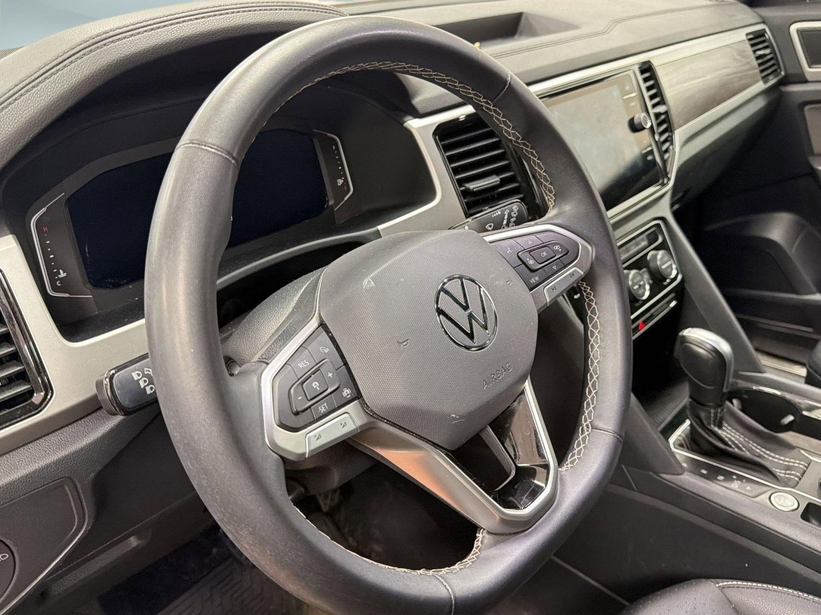 Used 2023 Volkswagen Atlas Cross Sport SE w/ Black Wheel Package image 11