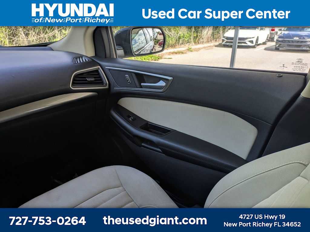 Used 2015 Ford Edge SEL AWD/4WD image 19