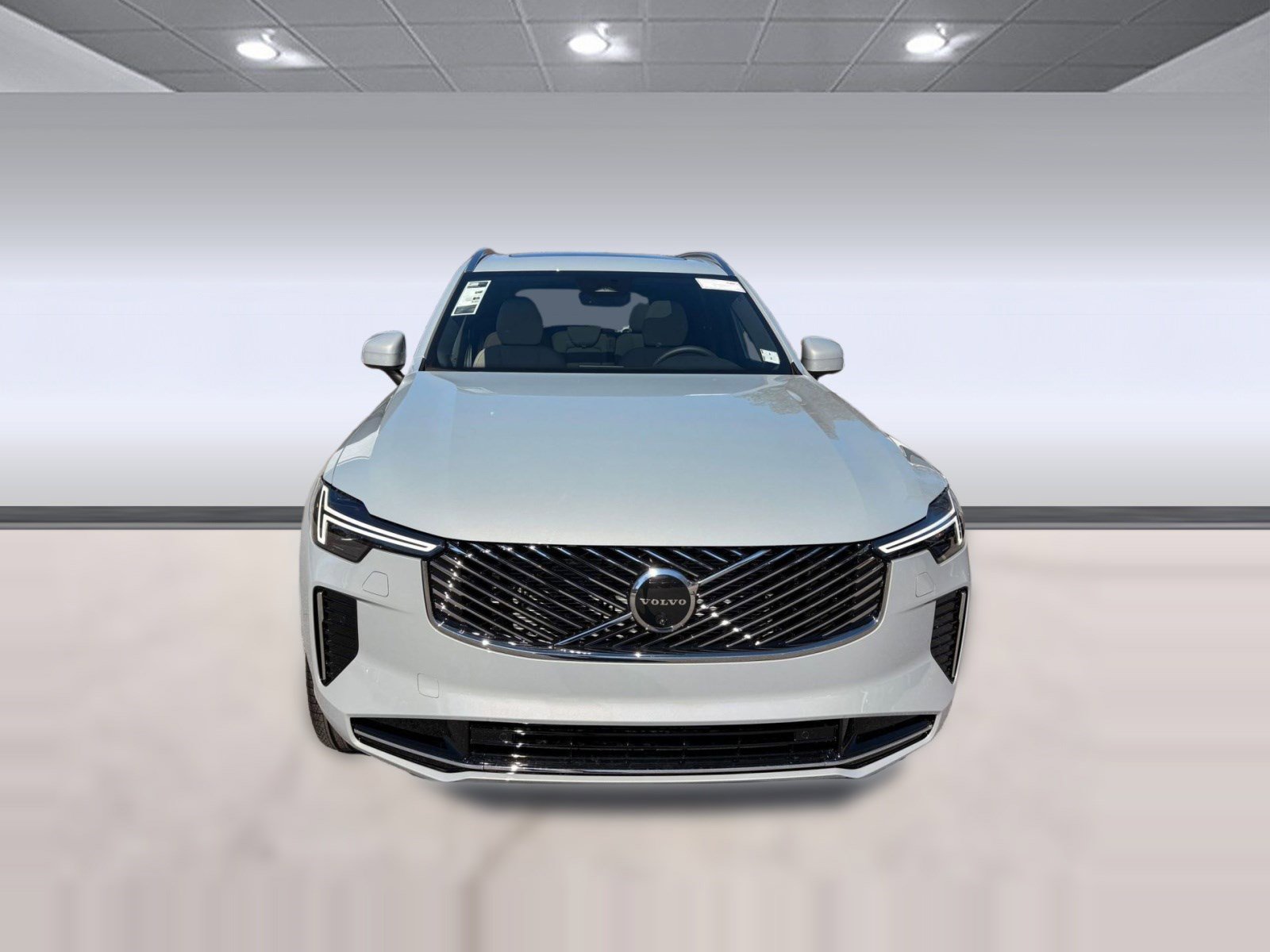 New 2026 Volvo XC90 B6 Plus w/ Protection Package Premier image 6