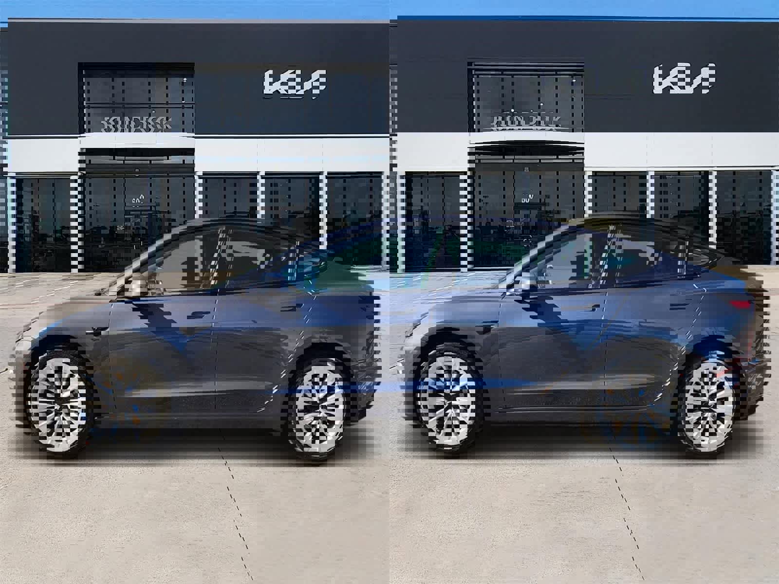 Used 2022 Tesla Model 3 image 4