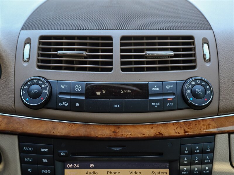 Used 2009 Mercedes-Benz E 350 4MATIC Wagon image 19