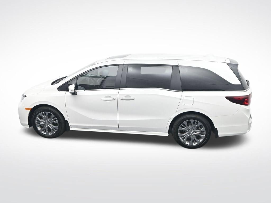 Used 2026 Honda Odyssey Touring image 32
