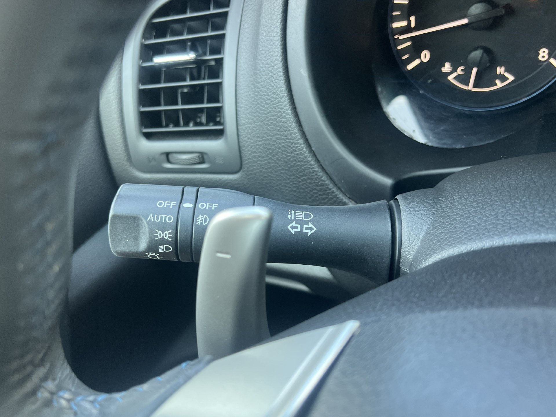 Used 2017 Nissan Altima 2.5 SR FWD image 10