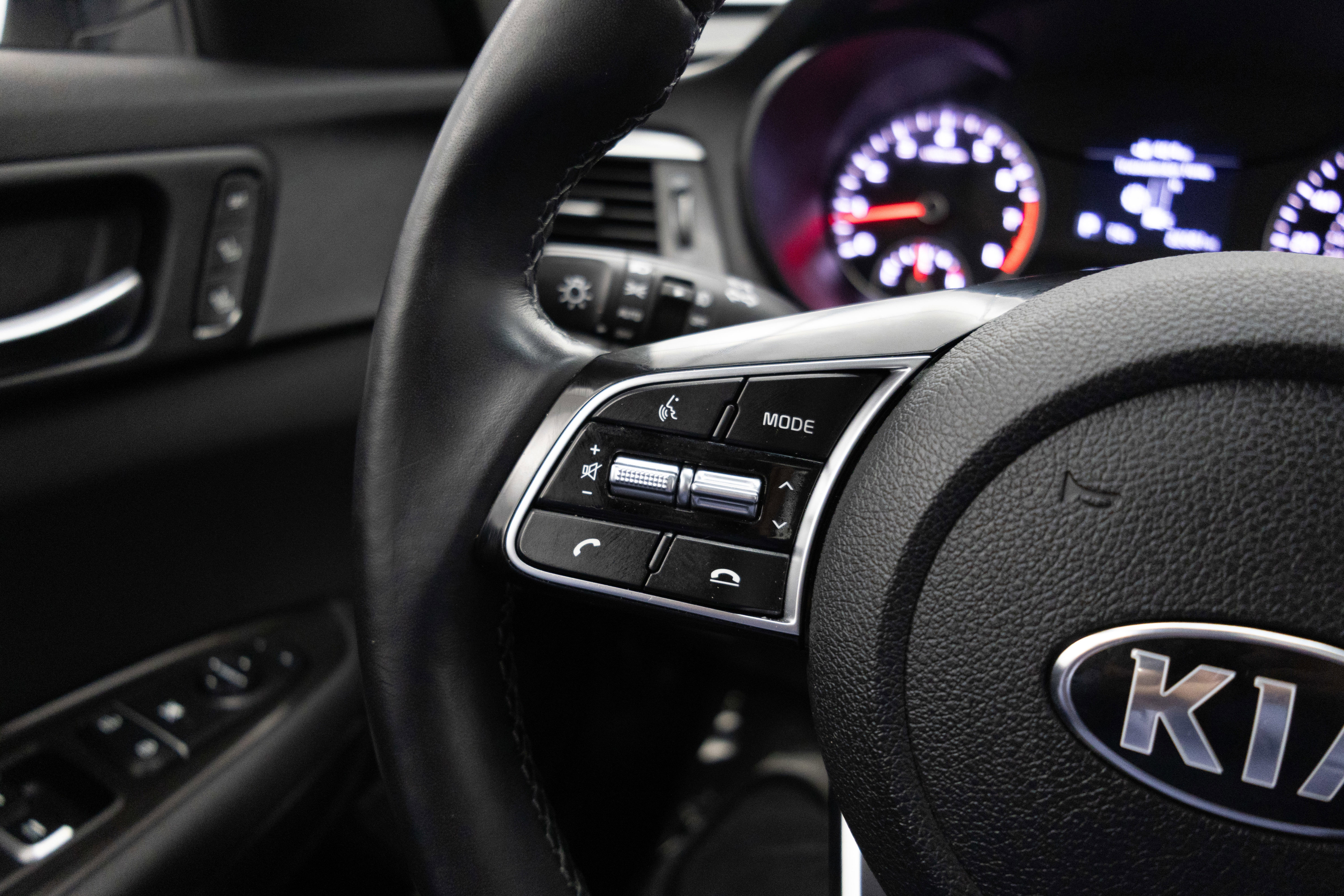 Used 2020 Kia Optima Premium image 41