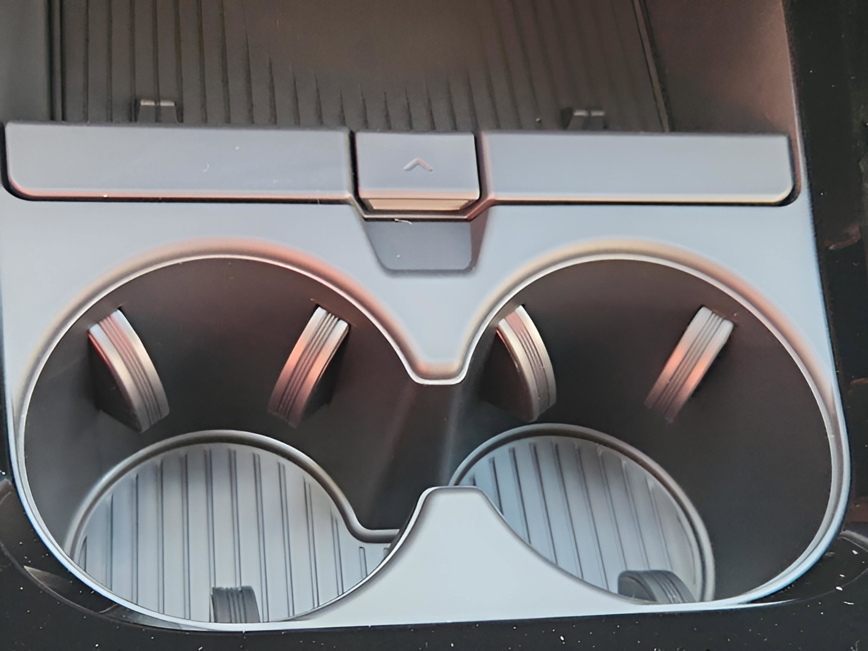 New 2026 Toyota Prius Plug-In Hybrid FWD image 16