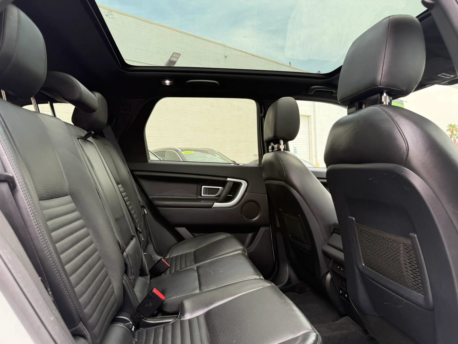 Used 2018 Land Rover Discovery Sport HSE Luxury AWD/4WD image 15