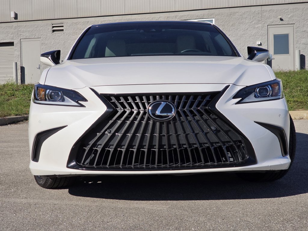 Certified 2023 Lexus ES 350 w/ Premium Package FWD image 6