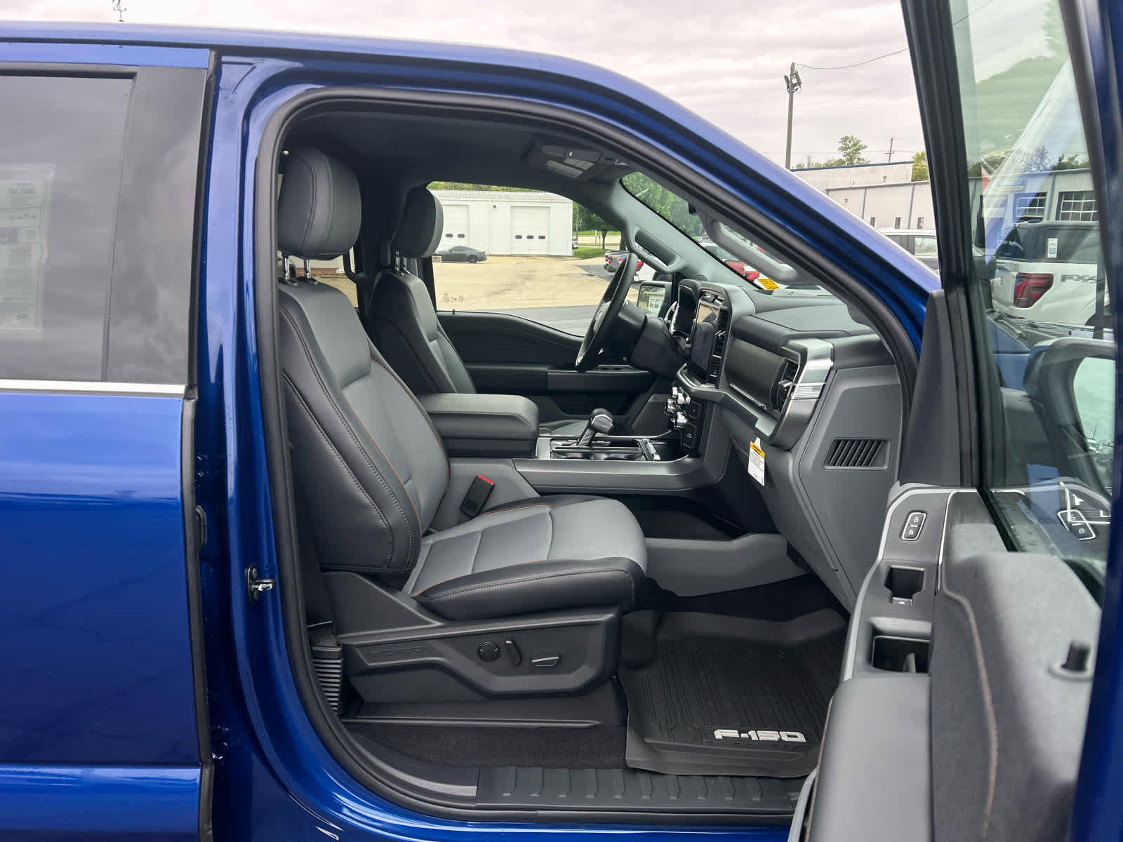 New 2026 Ford F150 Lariat image 14