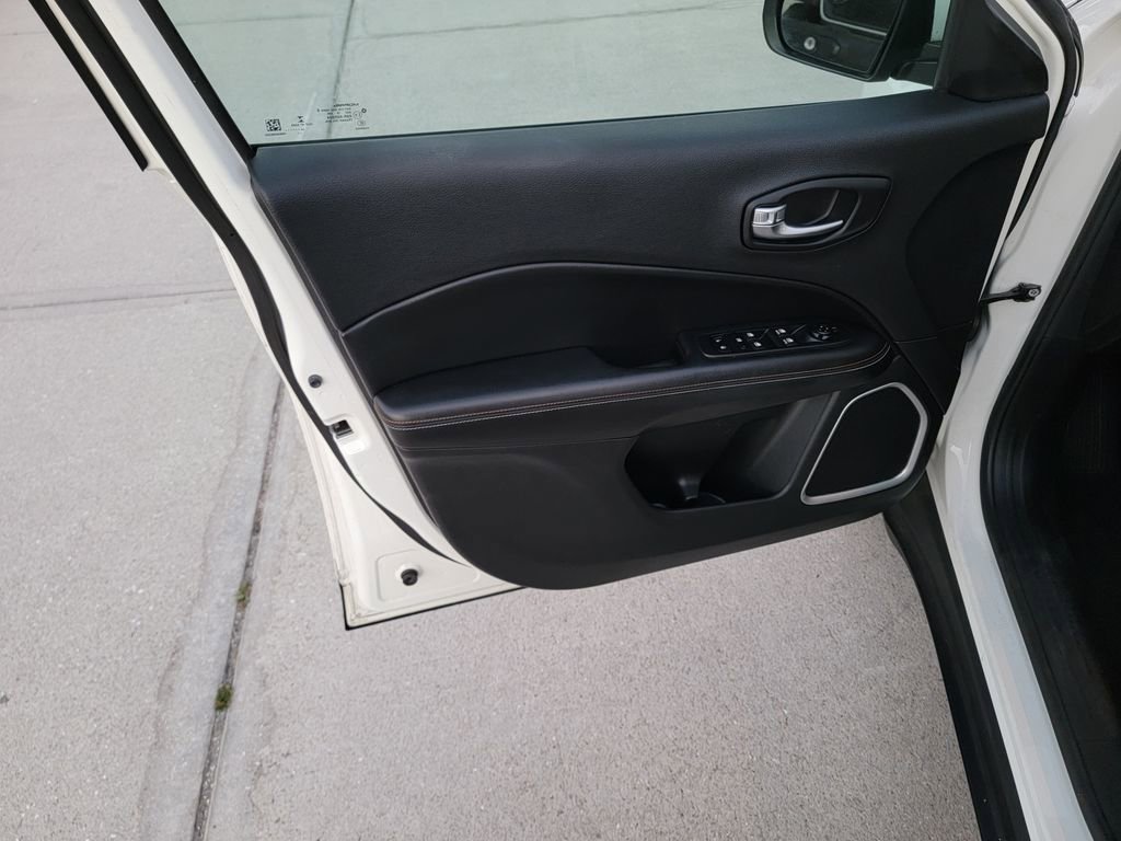 Certified 2020 Jeep Compass Latitude w/ Popular Equipment Group AWD/4WD image 10