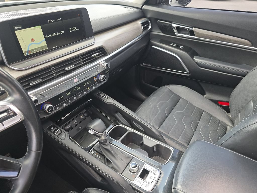 Used 2020 Kia Telluride SX w/ SX Prestige Package AWD/4WD image 32