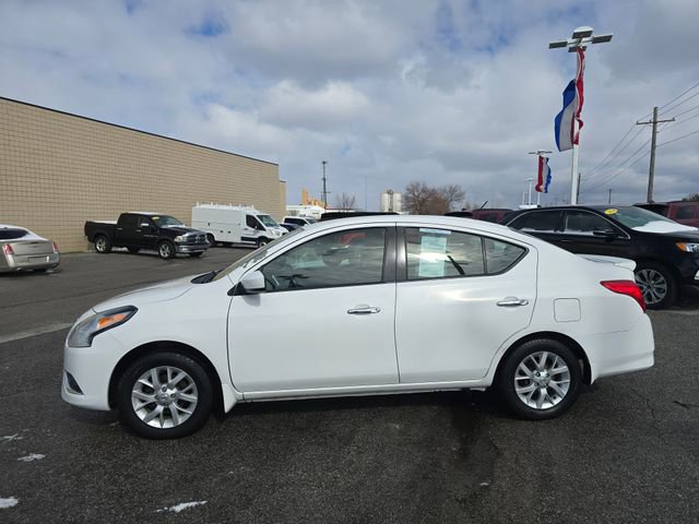Used 2017 Nissan Versa SV w/ SV Special Edition Package image 8