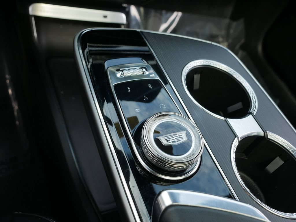 Used 2024 Cadillac Lyriq Sport AWD/4WD image 26
