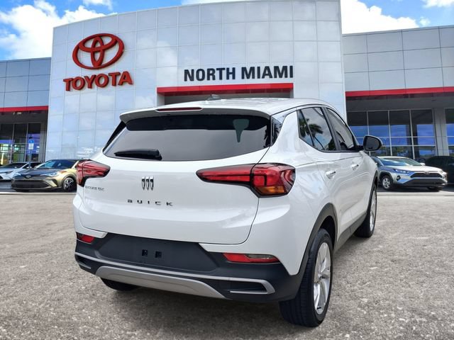 Used 2025 Buick Encore GX Preferred w/ Comfort Package FWD image 4