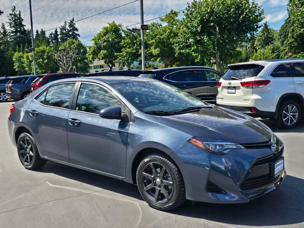 Used 2019 Toyota Corolla LE FWD image 9