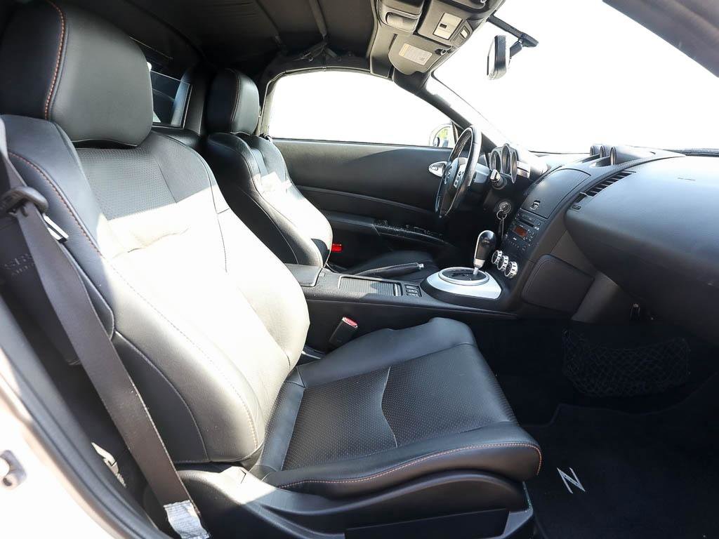 Used 2007 Nissan 350Z Touring RWD image 23