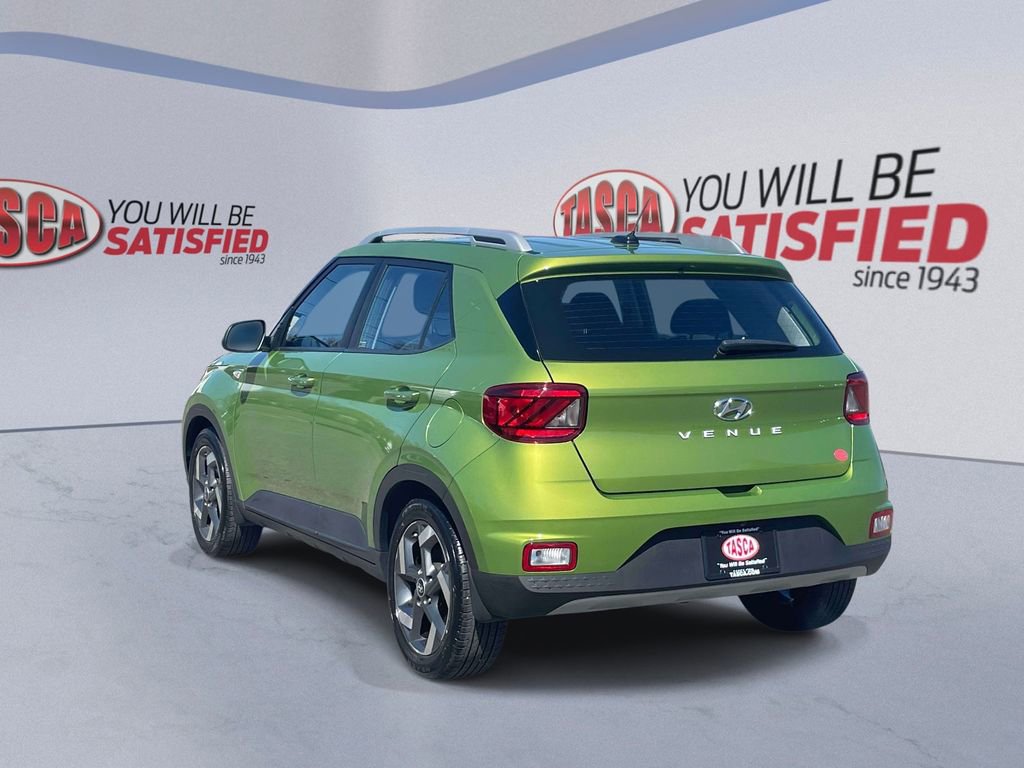 Used 2023 Hyundai Venue SEL image 8