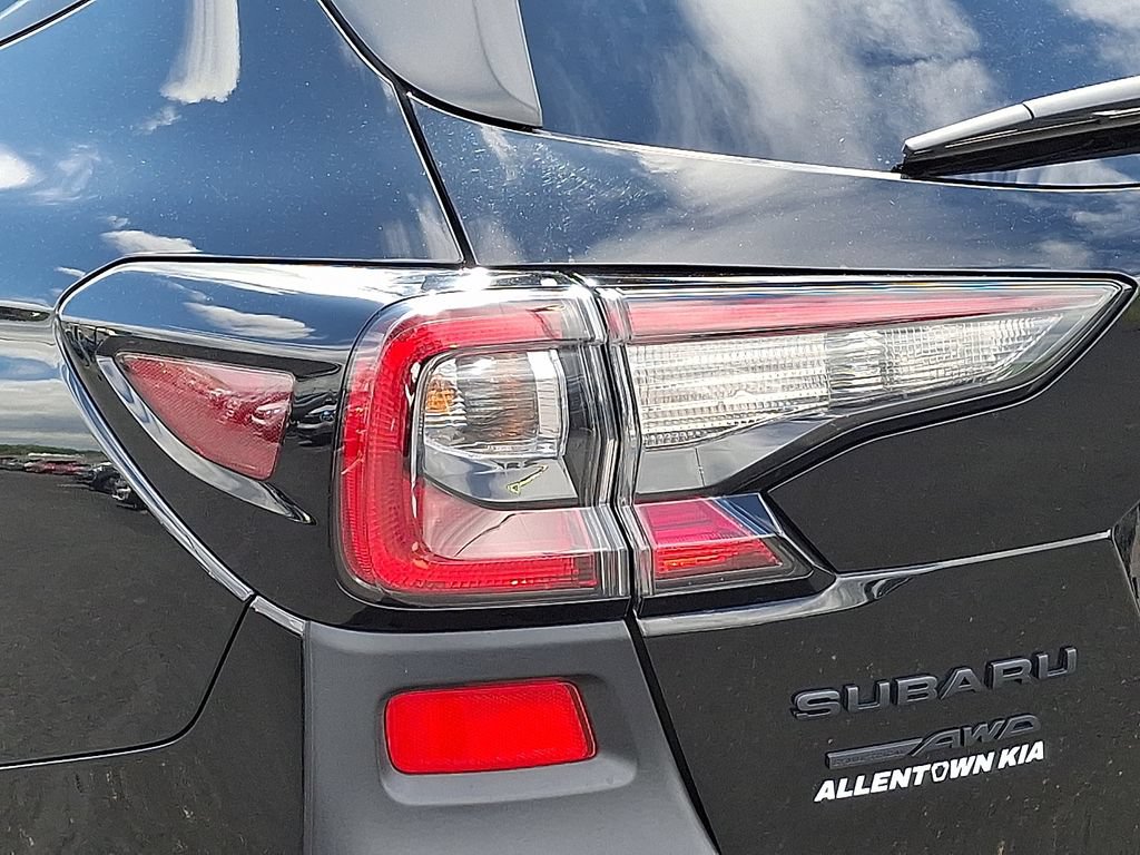 Used 2024 Subaru Outback Wilderness w/ Wilderness Package AWD/4WD image 11
