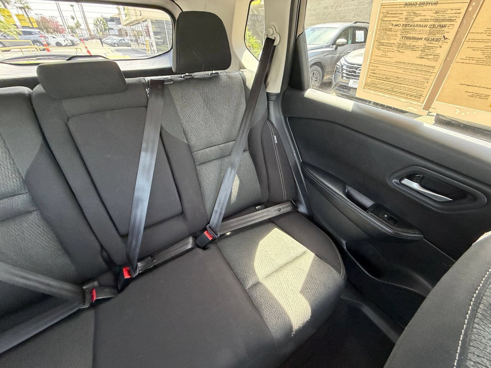 Used 2025 Nissan Rogue SV FWD image 39