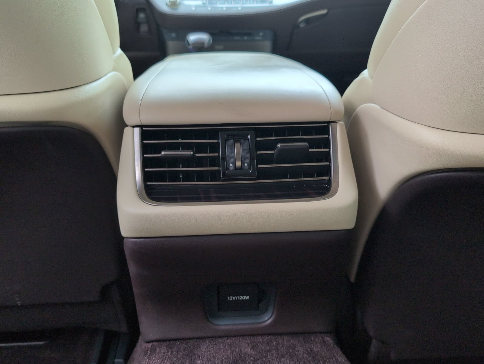 Used 2019 Lexus LS 500h RWD image 17