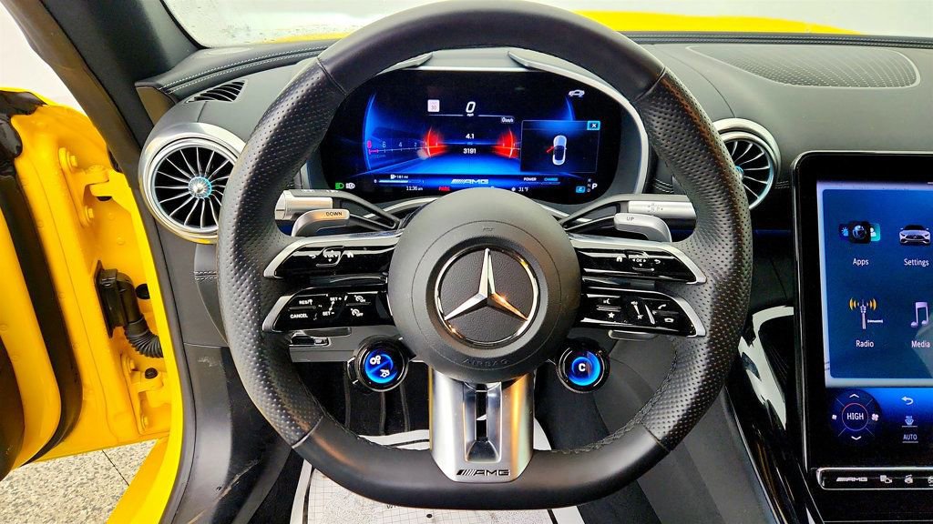 Used 2023 Mercedes-Benz SL 43 AMG image 12