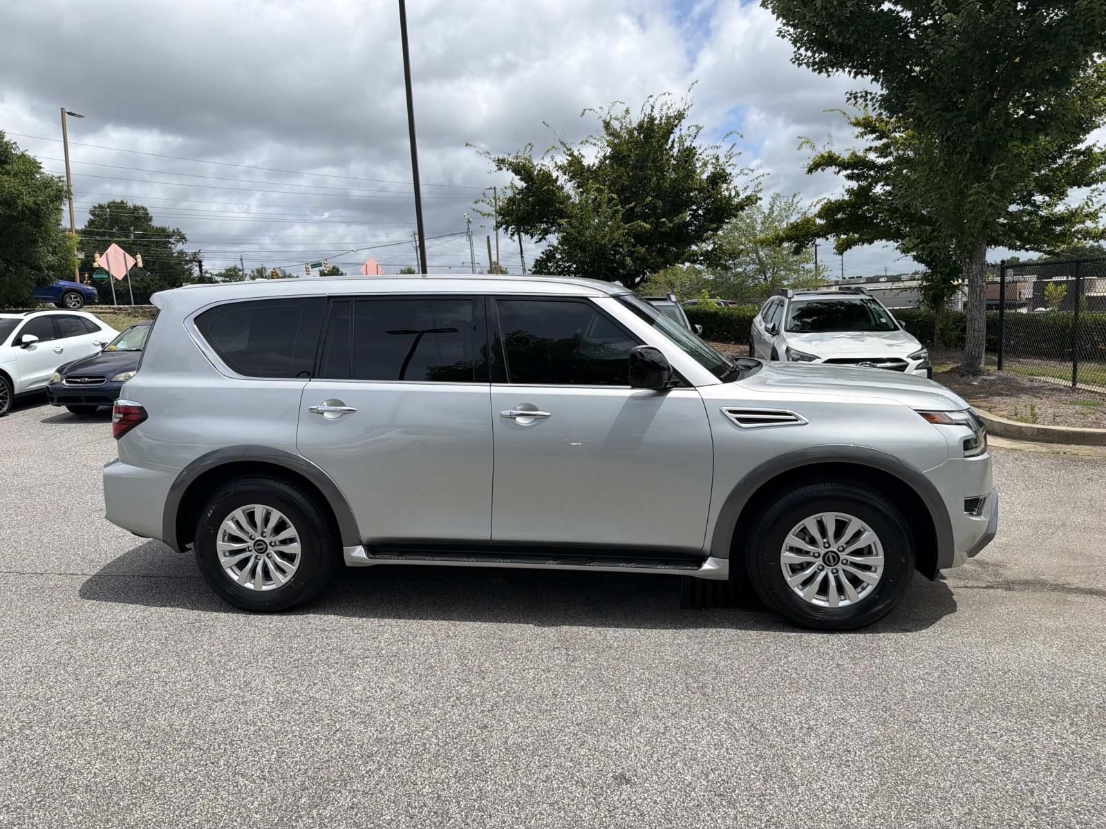 Used 2023 Nissan Armada S AWD/4WD image 10