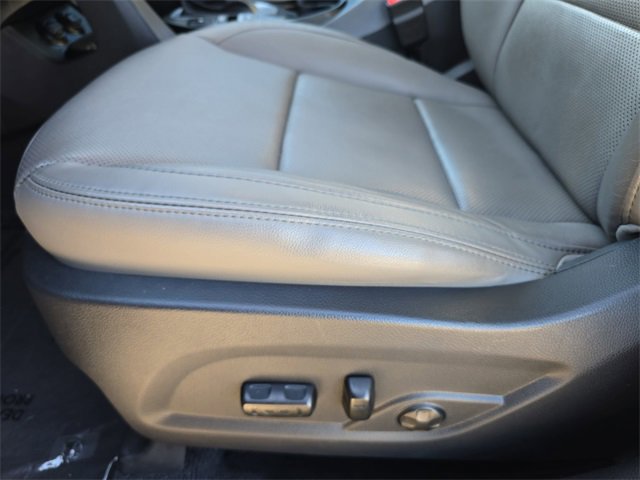 Used 2017 Hyundai Santa Fe Sport w/ 2.0T Ultimate Tech Package 05 image 32