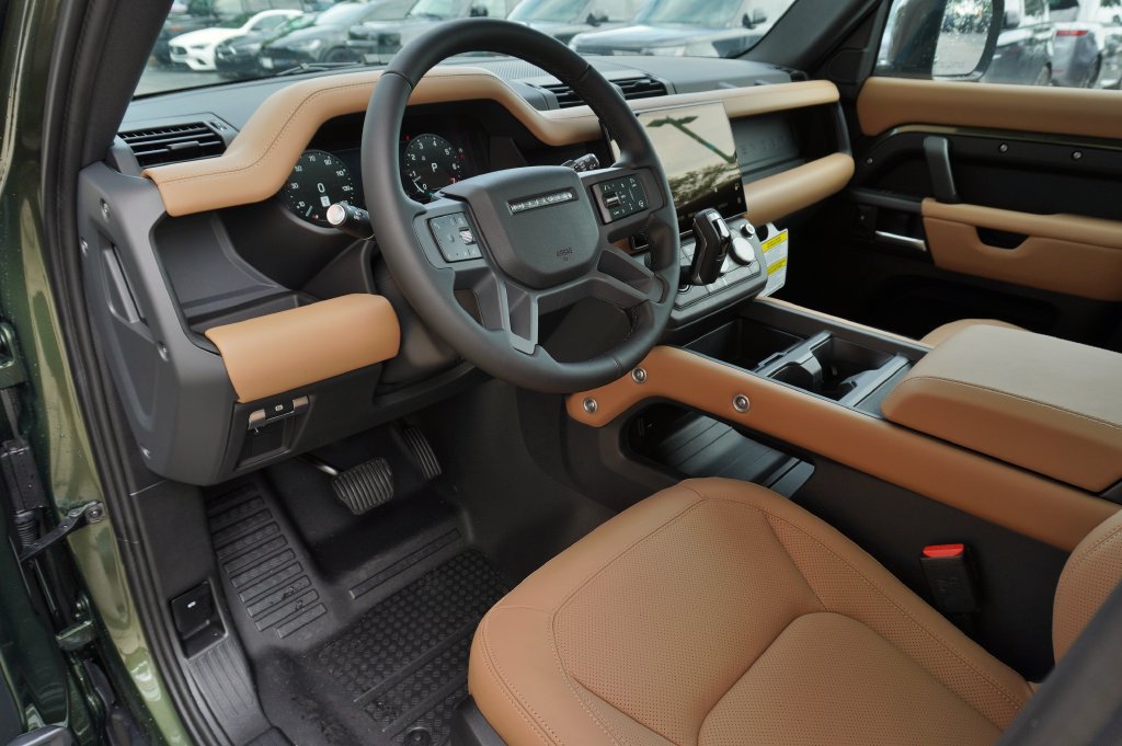 New 2026 Land Rover Defender 110 S AWD/4WD image 12
