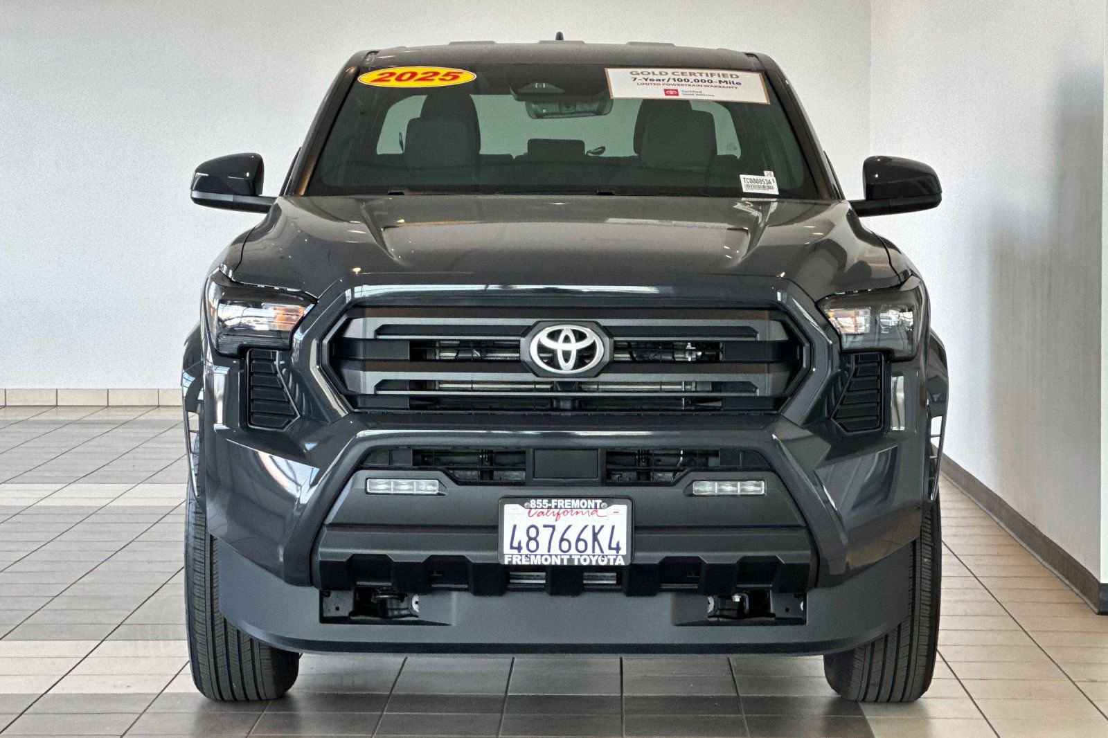 Certified 2025 Toyota Tacoma SR5 image 9