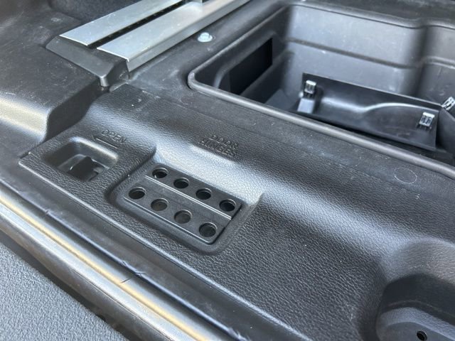 Used 2019 Jeep Wrangler Unlimited Rubicon w/ Dual Top Group image 15