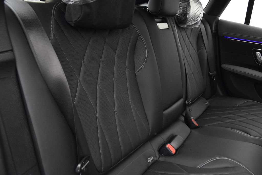 New 2026 Mercedes-Benz EQS 580 4MATIC Sedan image 18
