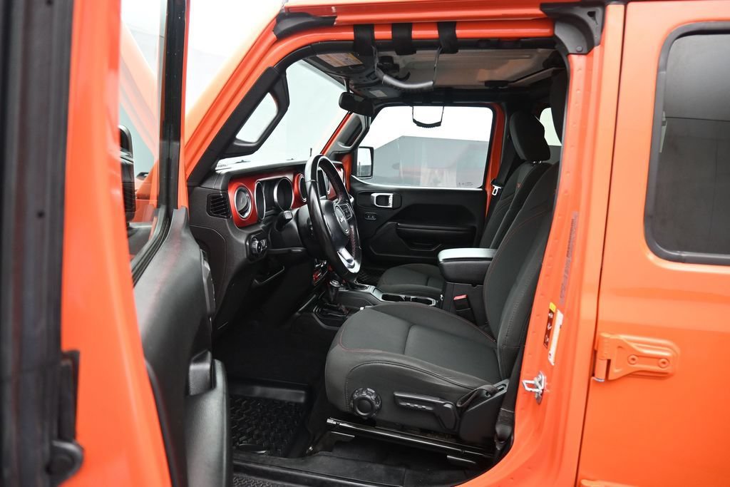 Used 2020 Jeep Wrangler Unlimited Rubicon AWD/4WD image 11