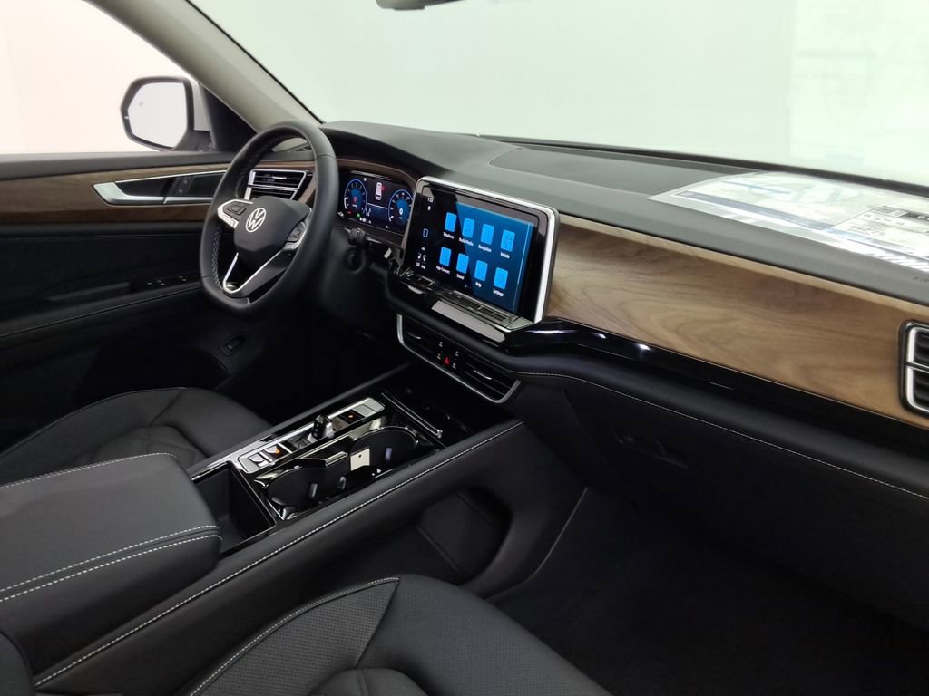 Certified 2026 Volkswagen Atlas SE w/ Panoramic Sunroof Package FWD image 23