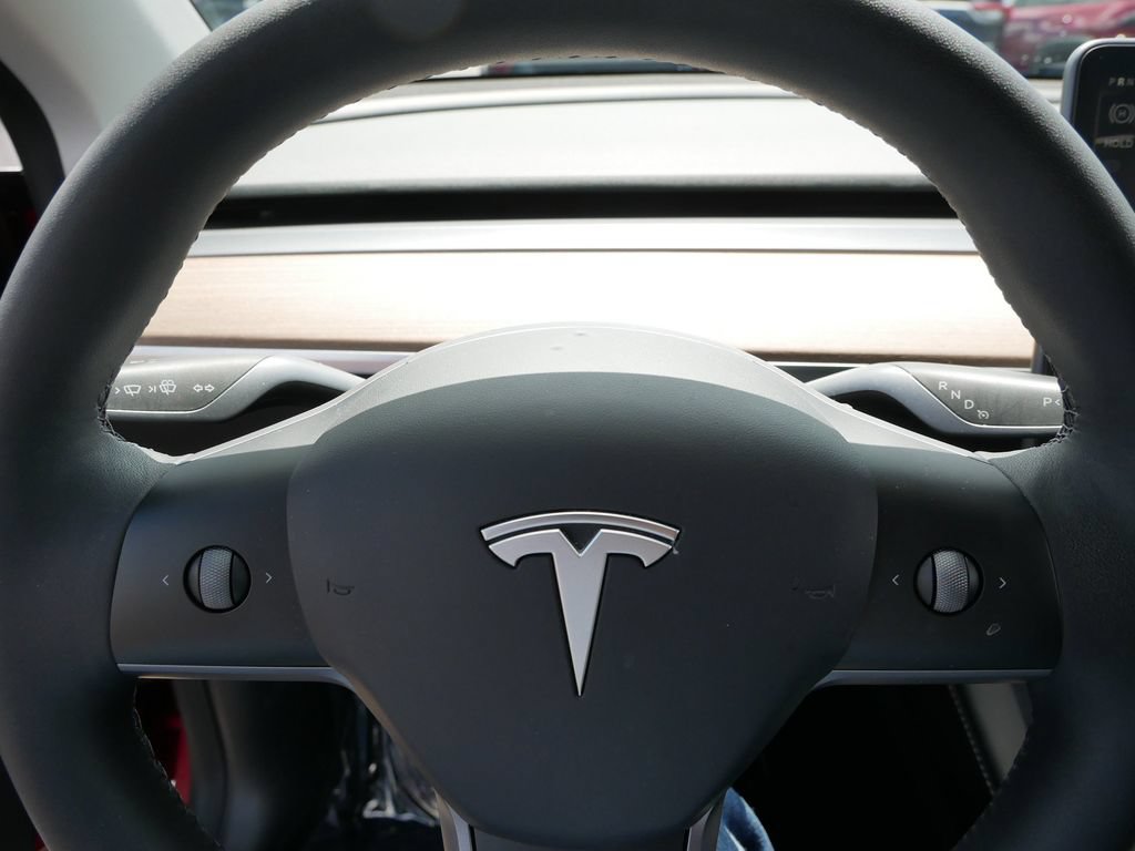 Used 2022 Tesla Model Y Performance AWD/4WD image 28